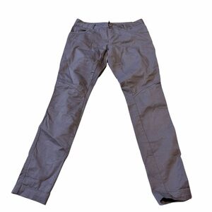 💚Columbia Women’s Gray Pants size 4.